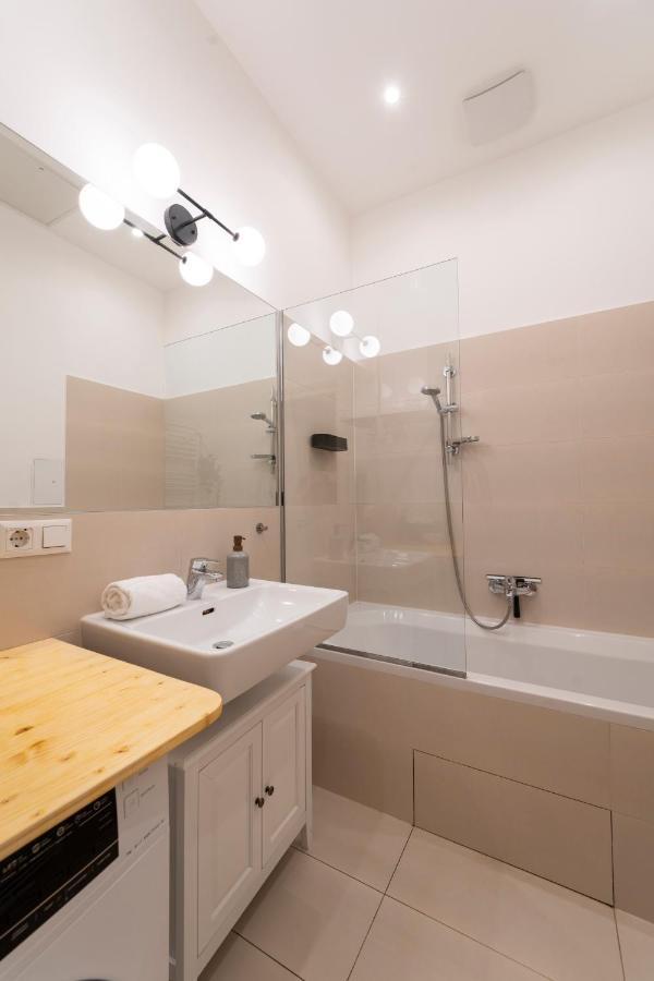 Josef'S Home I Premium Apartment In Ideal Location Vienna Exterior photo